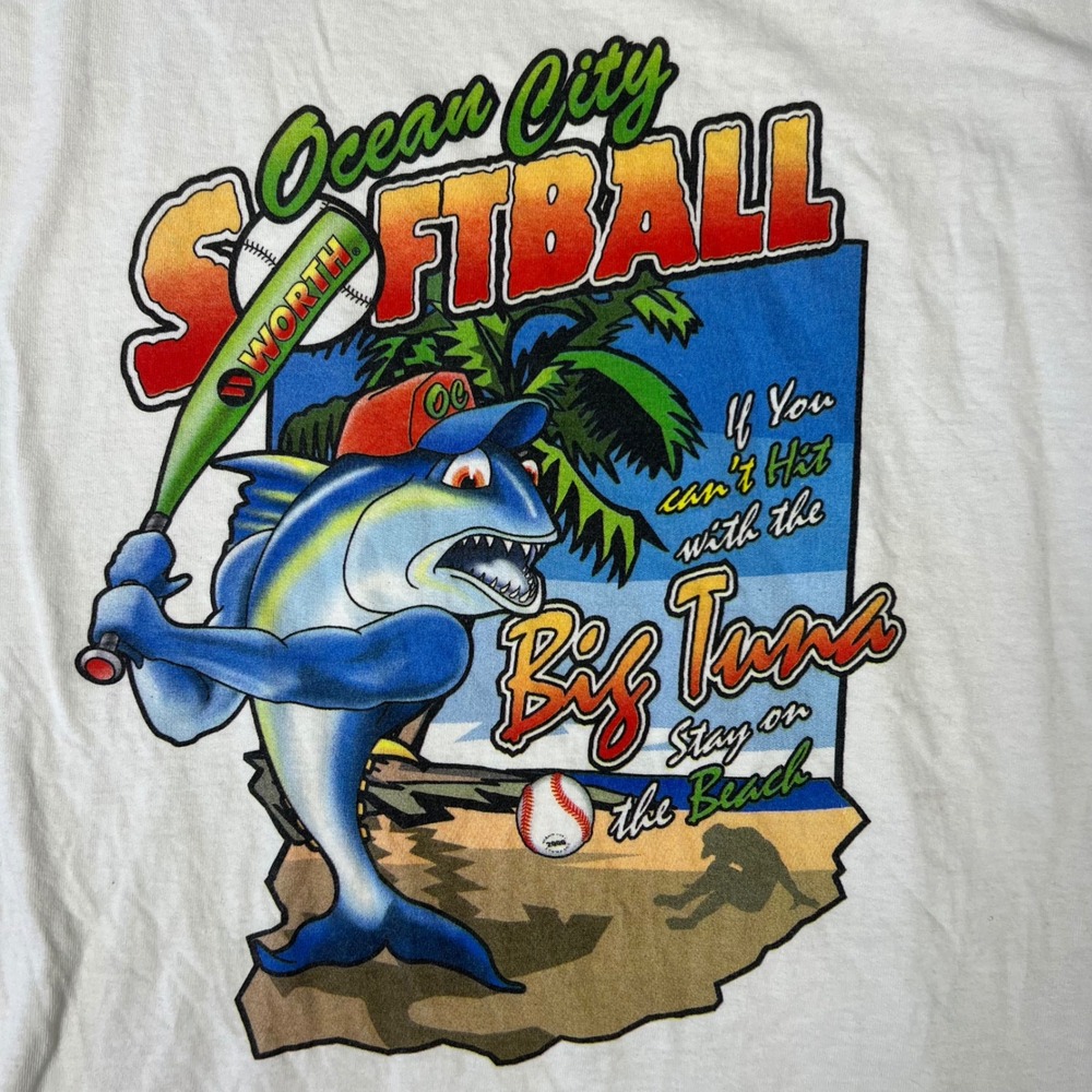 Big Tuna Fishing Graphic Tee T-Shirt Mens Large White Softball Outdoors